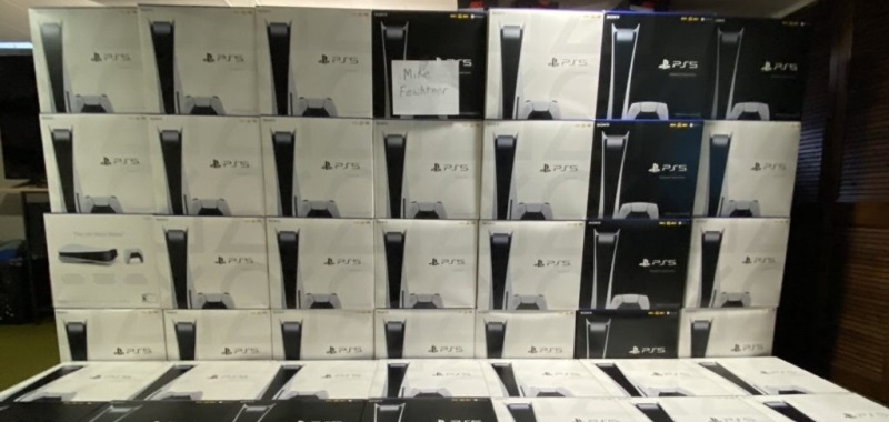 PS5 wróciło do sklepów i boty wykupiły ponad 2000 konsol. Sklep chce interweniować