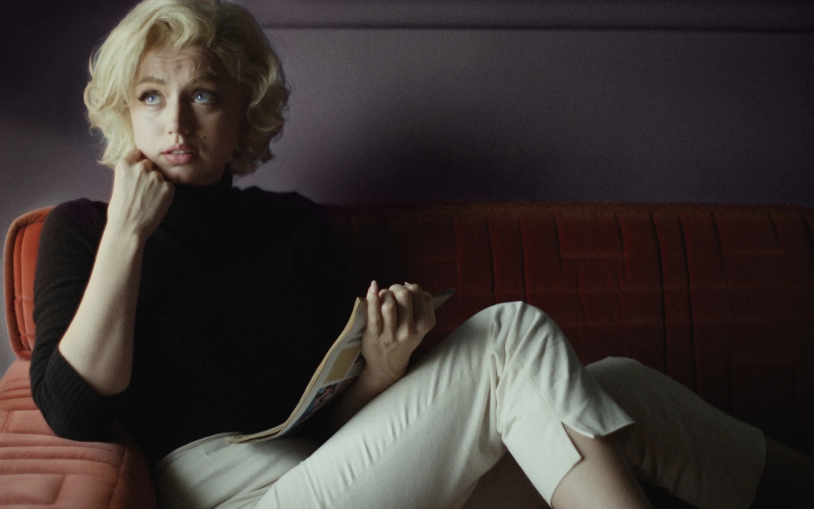 Blondynka (2022) – recenzja i opinia o filmie [Netflix]. Ana de Armas jako Marilyn Monroe