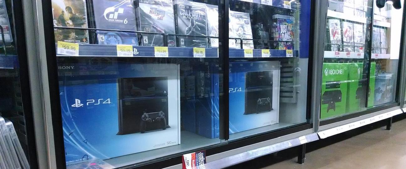 Branża się rozwija, PS4 na prowadzeniu - wyniki sprzedaży gier i konsol z USA