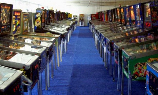 Pinball Arcade z 2 nowymi stołami