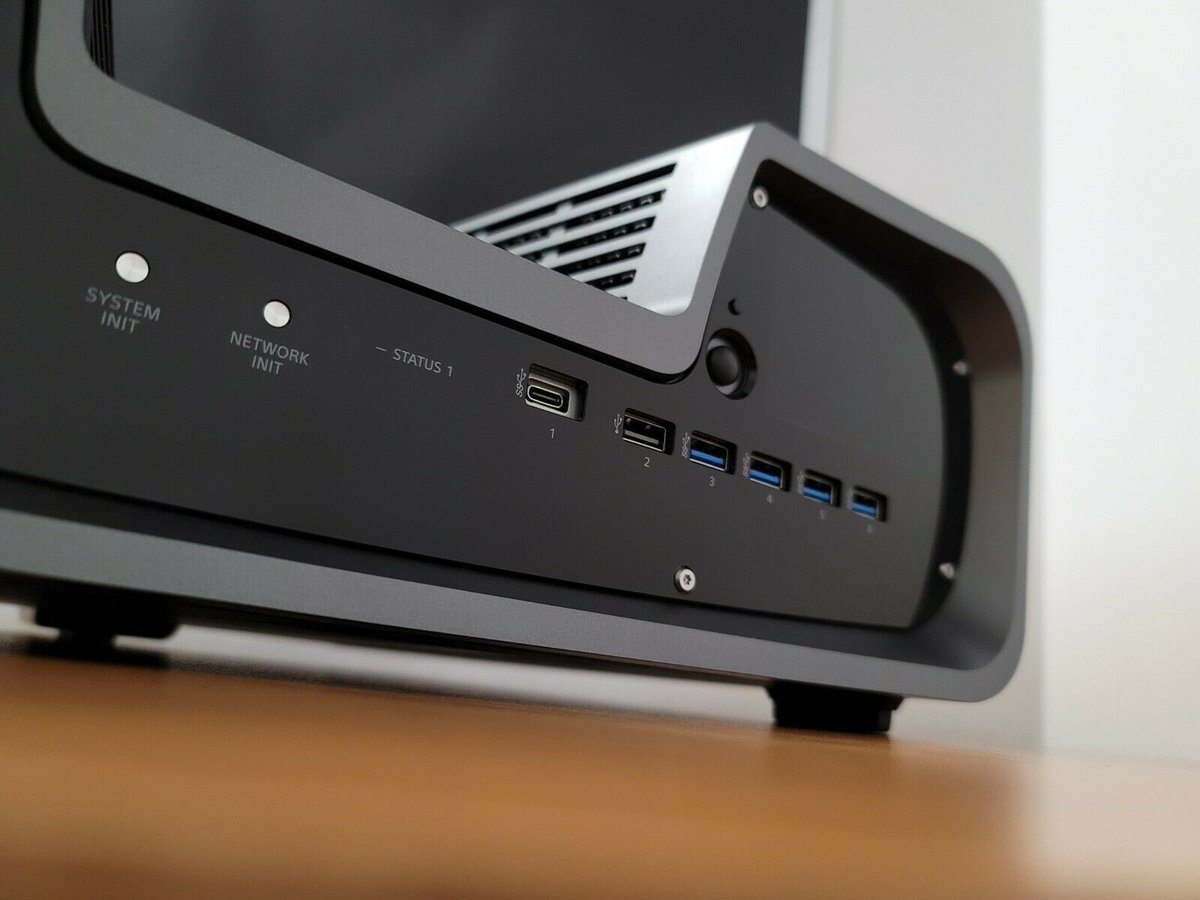 PS5 devkit trafił na eBay. Ktoś próbował zarobić na sprzęcie Sony