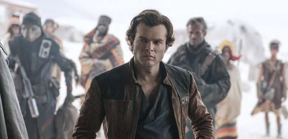 Han Solo: Gwiezdne wojny reklamowane w TV. Nowe sceny w zajawce
