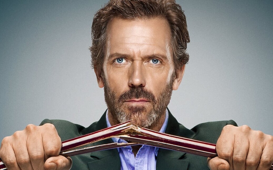 Hugh Laurie broni Dr House po latach. Jednym komentarzem uciszył krytyków