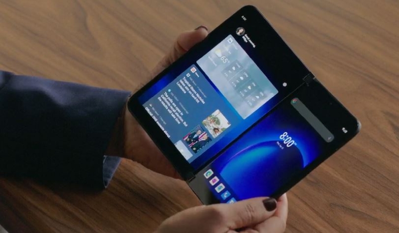 Surface Duo 2 zaprezentowany! Microsoft pokazał smartfon „zoptymalizowany” dla Xbox Game Pass