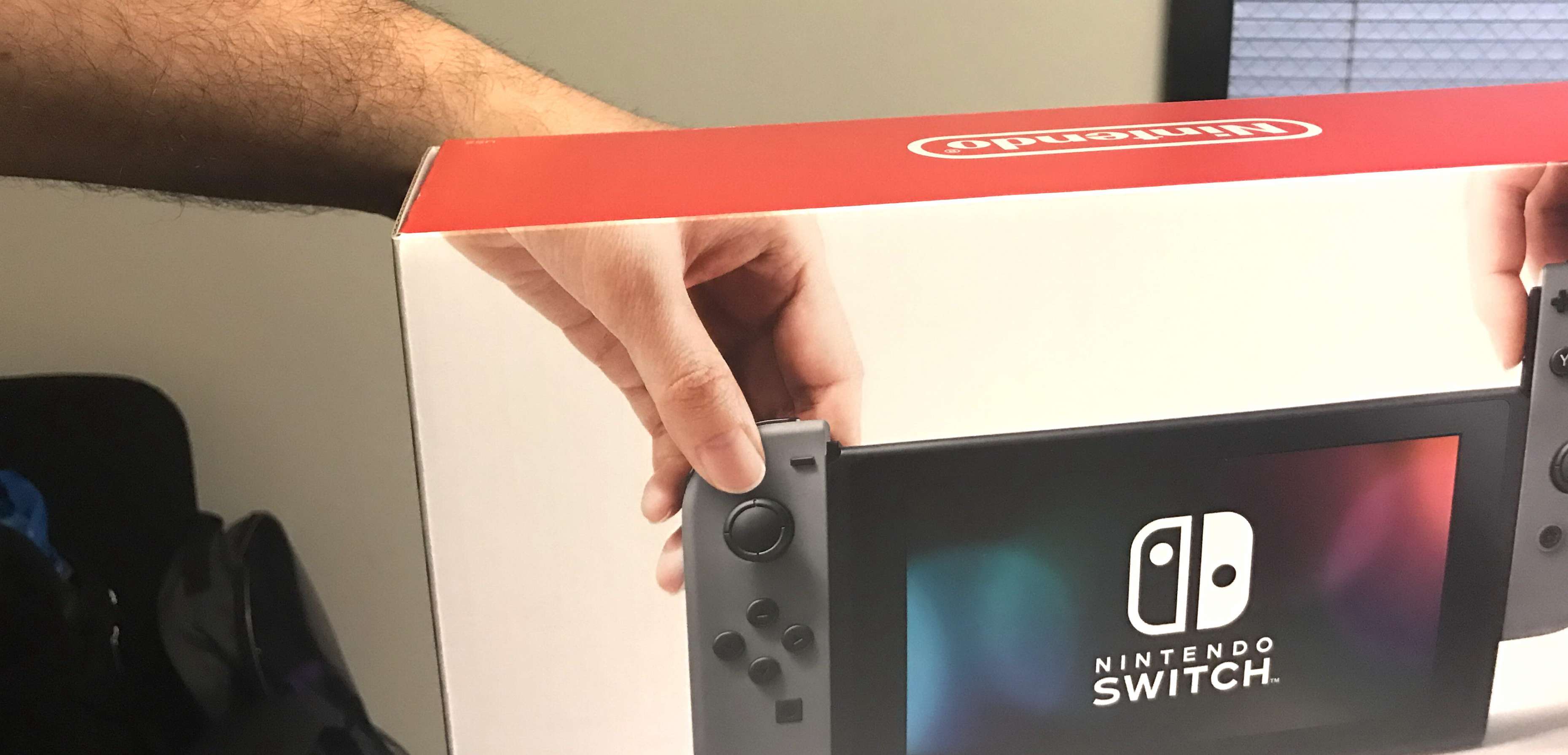 Reklama Switch. Nintendo twierdzi, że na konsolę trafiło już ponad 1000 gier