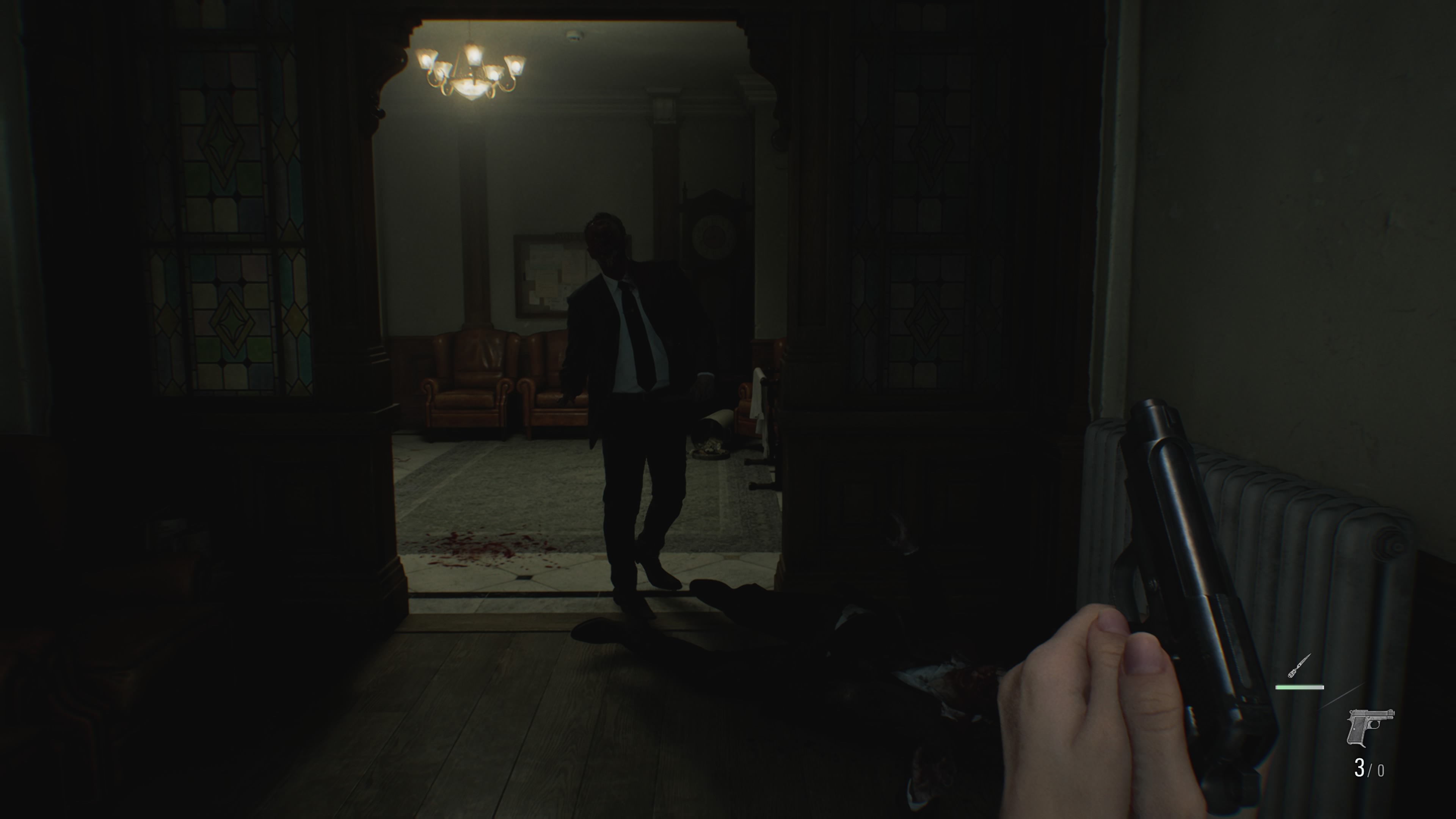 Resident Evil Requiem - Grace: hol posiadłości, biuro ochrony, skrzydło zachodnie, kuchnia, pistolet