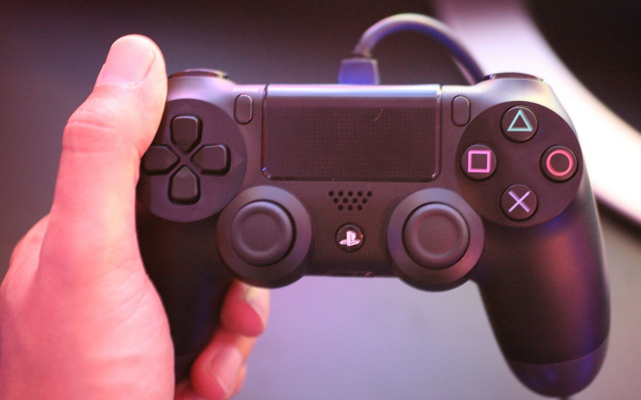 Kontrolery do PlayStation 4 już w domach niektórych graczy - zdjęcia i filmiki