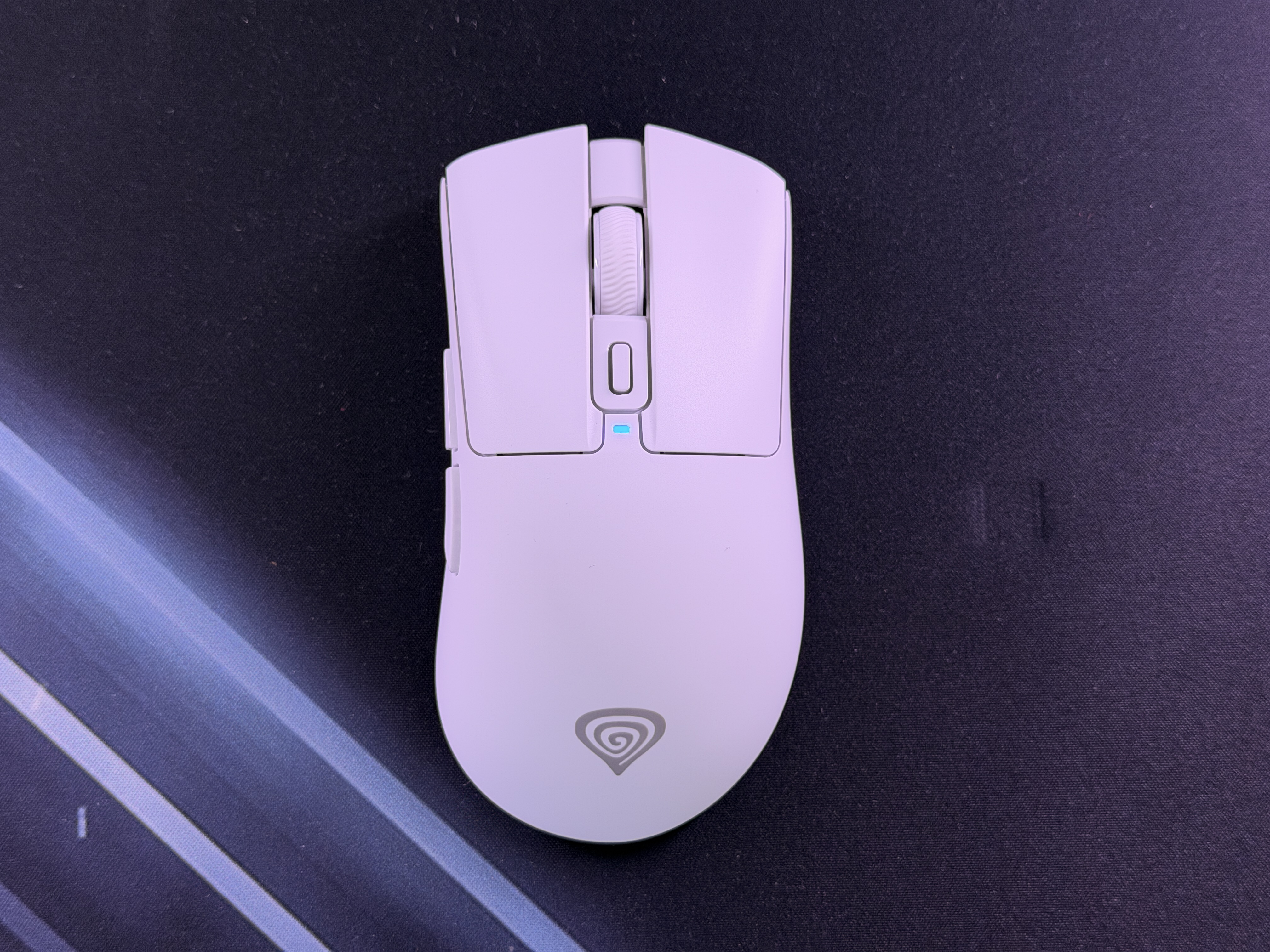 Genesis Zircon 880 Pro_1