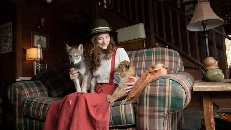 Wilk, lew i ja (2021) - recenzja filmu [Kino Świat]. Ładne zwierzęta i niemożliwie naiwna historia