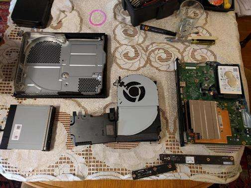 Microsoft próbuje pstryknąć w nos Sony - o ulepszaniu gier i nie tylko