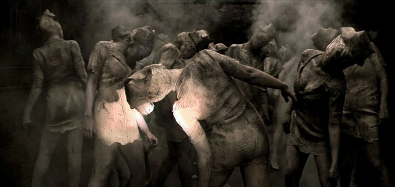 Silent Hill nie jest rozwijane przez Hideo Kojimę. Sony próbowało namówić Japończyka i Konami do współpracy