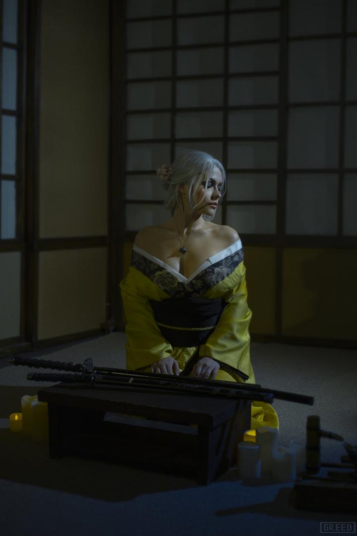 Ciri pokazuje swoje japońskie oblicze. Cosplay prezentujący atuty figurki CD Projekt RED