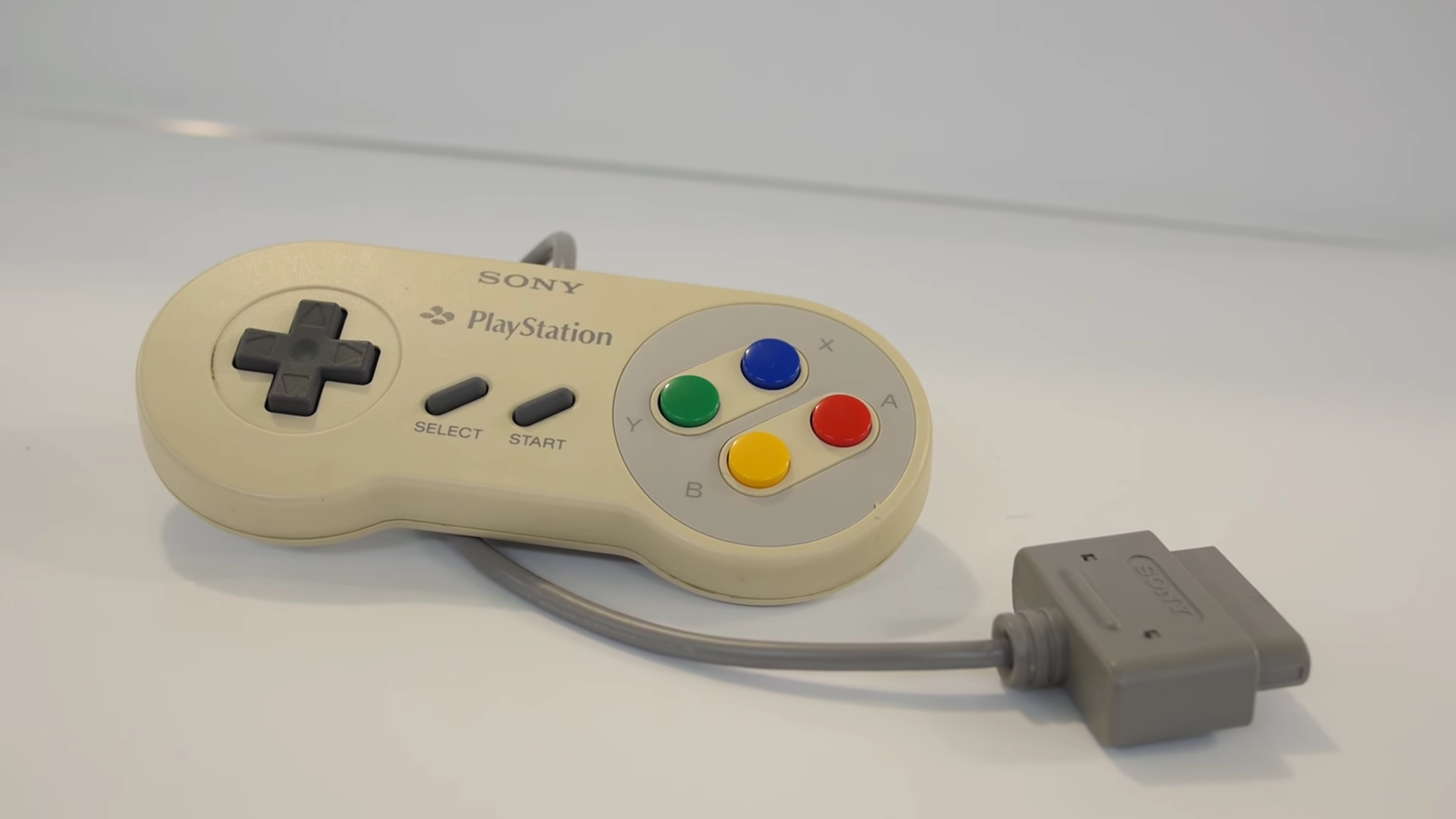 Prototyp Nintendo PlayStation rozebrany