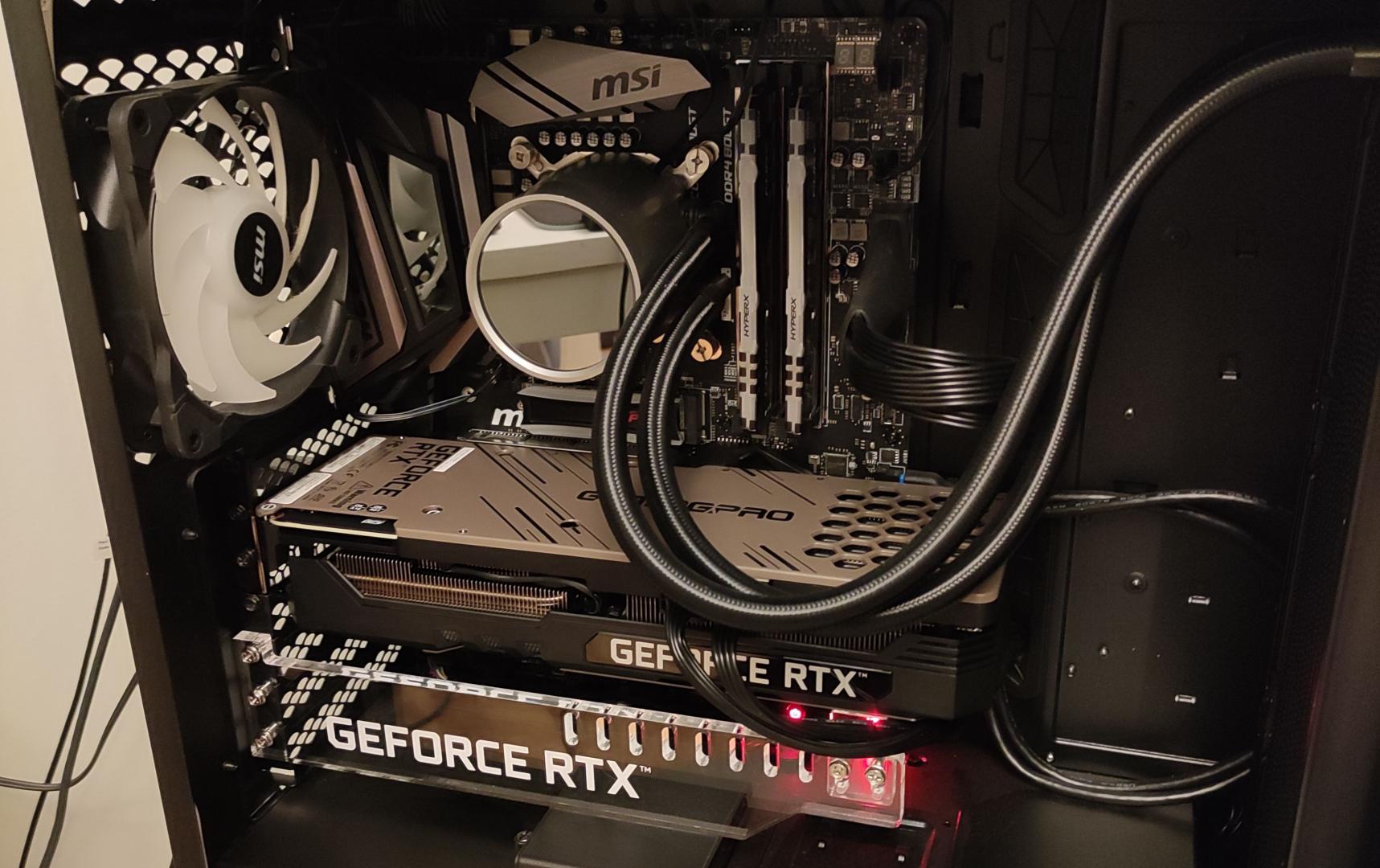 Mam dostęp do XSX, PS5 i mocnego PC, ale… najczęściej gram na PS5 – dlaczego? [OPINIA]