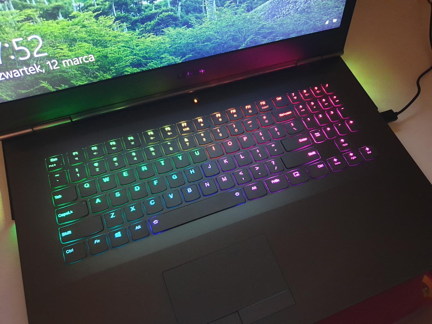 Lenovo Legion Y740 – recenzja sprzętu. Potężny laptop z RTX 2080 Max-Q i procesorem i7!