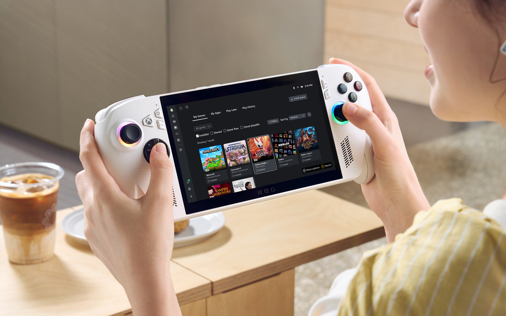 Gamescom 2025: Graliśmy na ASUS ROG Xbox Ally i Ally X. Jak wypada przenośna konsola w wydaniu Microsoftu?