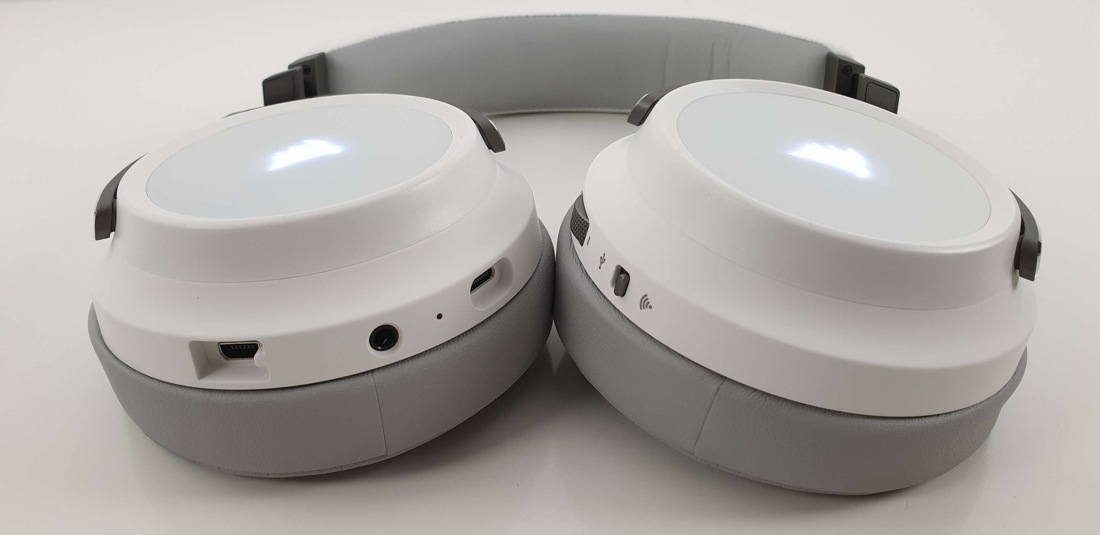 Corsair Virtuoso RGB Wireless – recenzja sprzętu. Dźwięk, wygląd i szyk