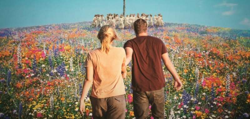 Midsommar. W biały dzień – recenzja filmu. Zło nie potrzebuje ciemności