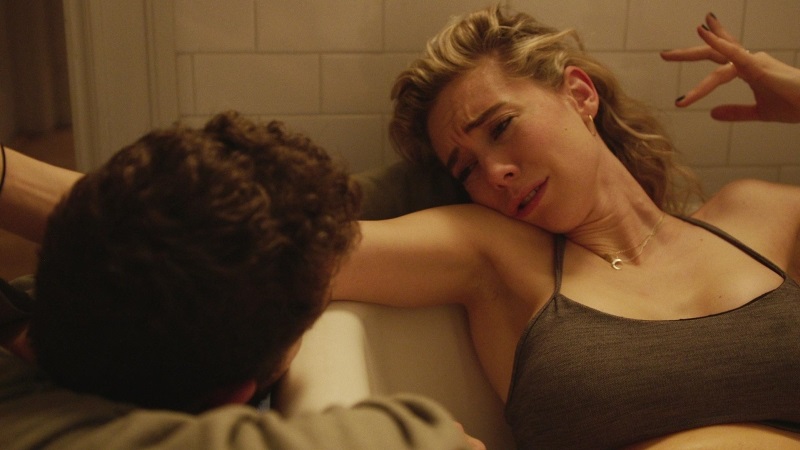 Cząstki kobiety (2020) – recenzja filmu [Netflix]. Kiedy świat rozpada się na kawałki