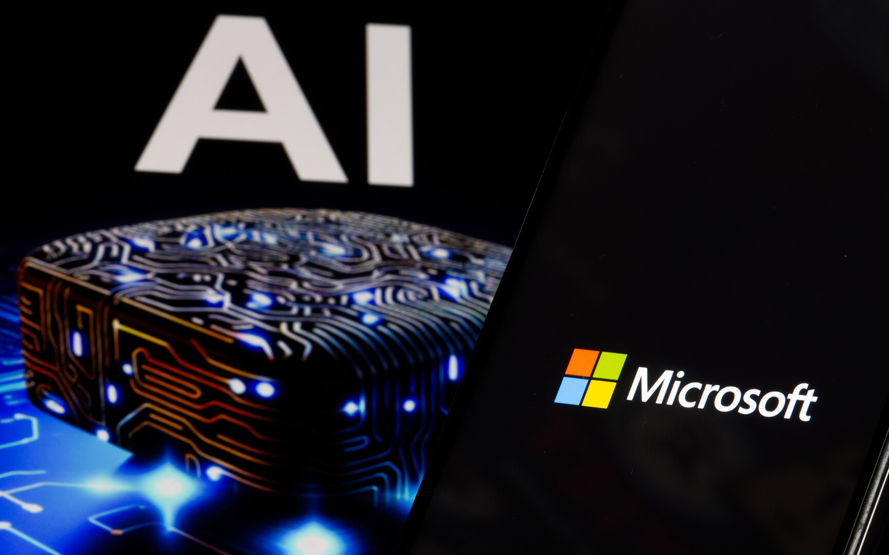 Microsoft: sztuczna inteligencja wykona zadania programistów, prawników i księgowych za 12 miesięcy