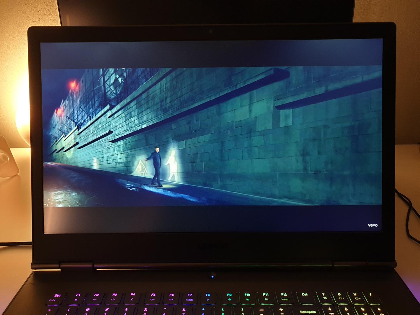 Lenovo Legion Y740 – recenzja sprzętu. Potężny laptop z RTX 2080 Max-Q i procesorem i7!