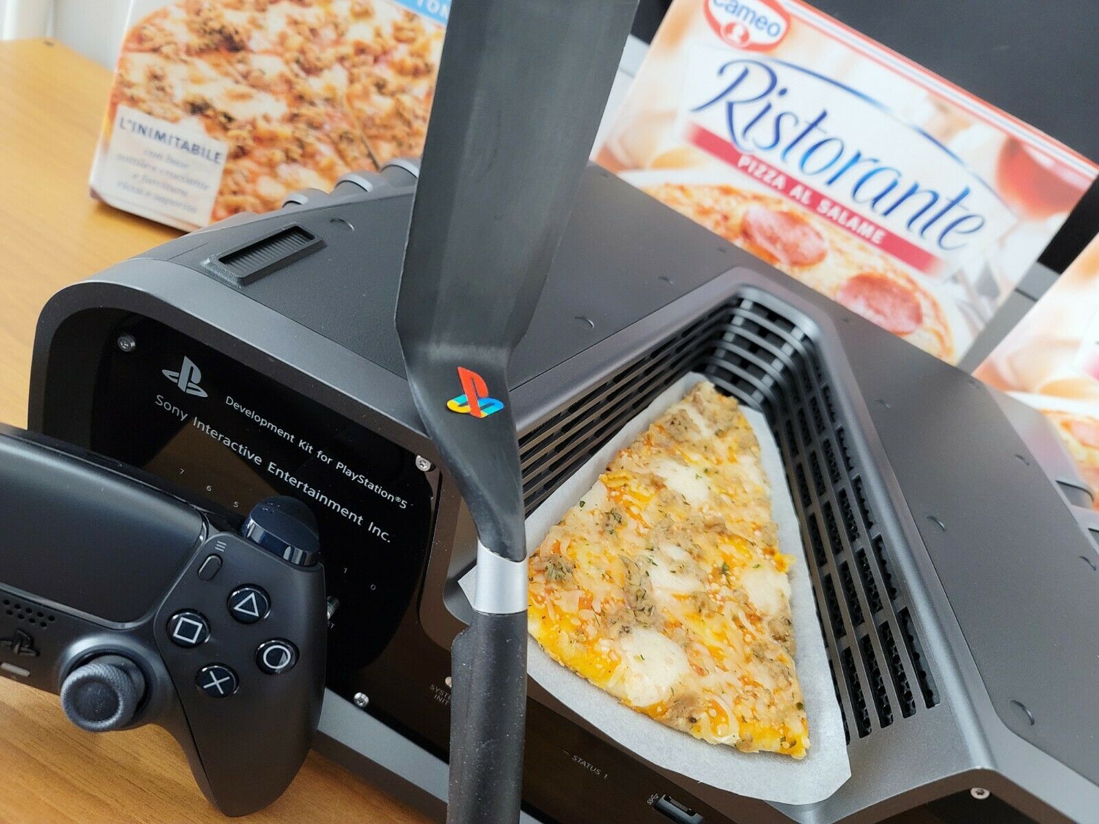 PS5 Devkit - zestaw do pizzy #4